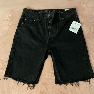 free people black jean Bermuda shorts
